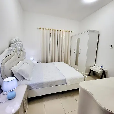 Cheap Holiday Home عجمان المظهر الخارجي الصورة