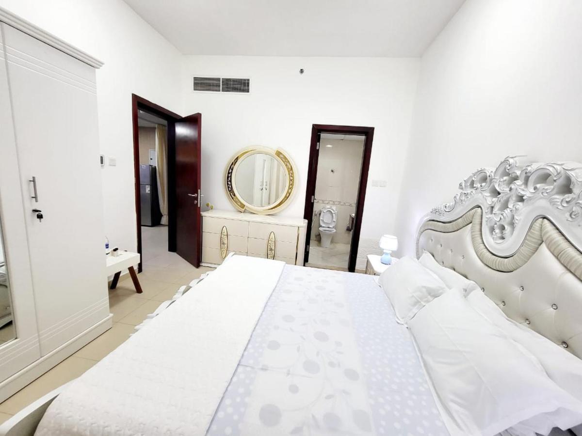 Cheap Apartment *
