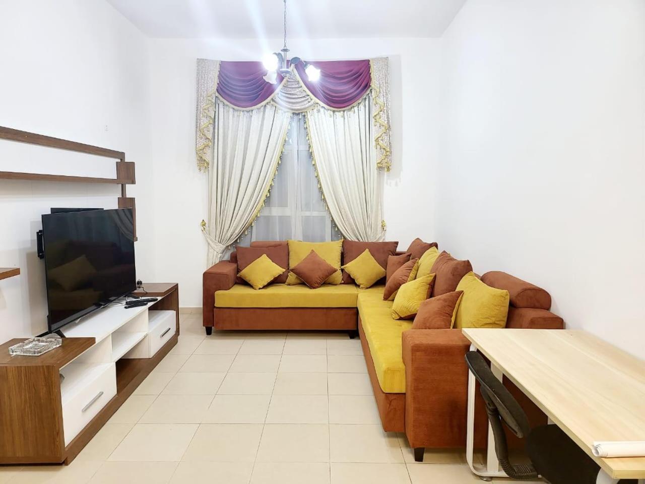 Cheap Apartment *